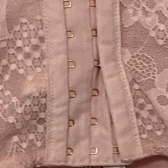 VICTORIAS SECRET DREAM ANGELS DEMI CORSET BRA WO SIZE 32 32DD SATIN PINK CLEAN - Picture 7 of 11